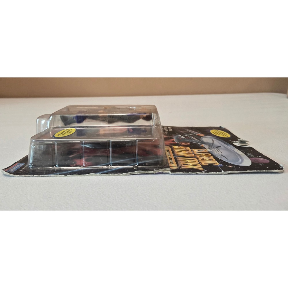 1995 Playmates Classic Star Trek Movie Series Dr McCoy Figure MOC Carded 6453 - Picture 9 of 12